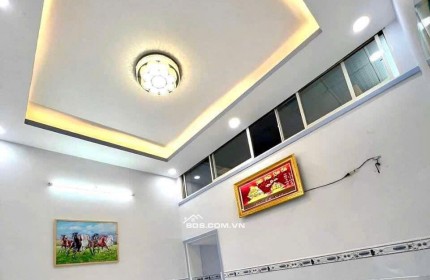 BÁN NHÀ TRẦN VĂN MƯỜI GẦN BV HÓC MÔN -50M2 -3PN SÂN XE HƠI NHỈNH 2 TỶ